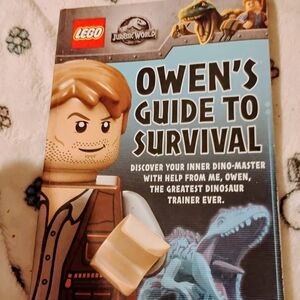 Lego Jurassic World Owen's Guide to Survival - Brown, Blue, White